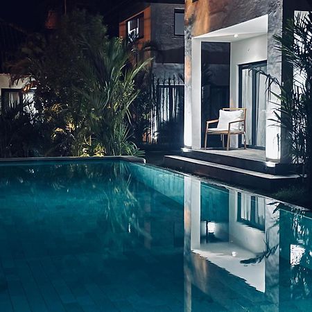 Hola Villas & Lofts Uluwatu Dış mekan fotoğraf